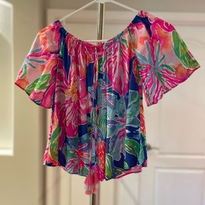 Lilly Pulitzer off the shoulder blouse with tassel detail! XXS